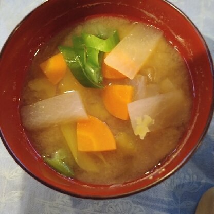 さつま芋の甘味と他の野菜の出汁が出ていて  とても美味しかったです。